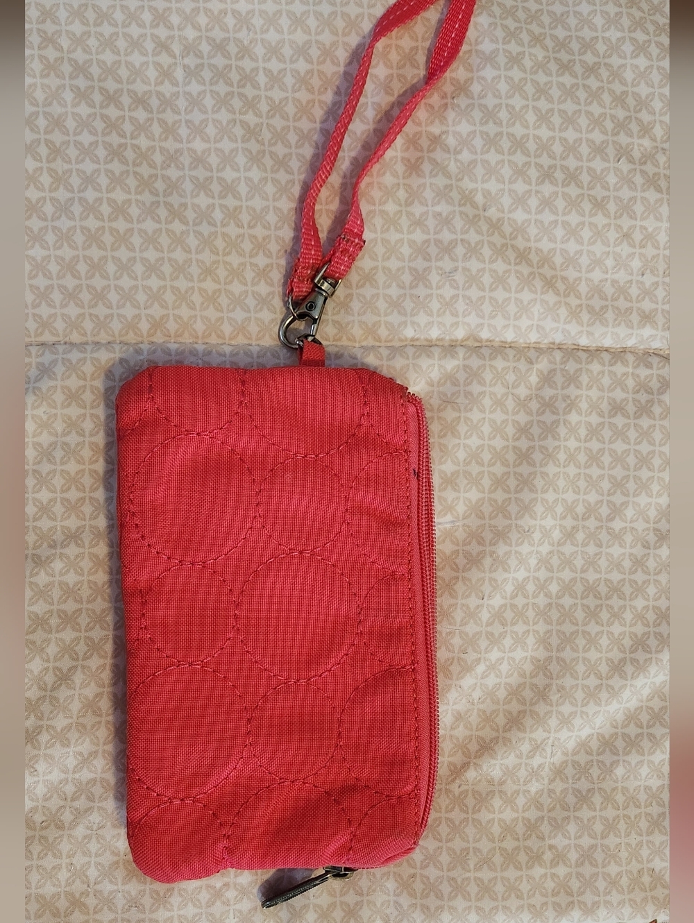 thirty-one Coral Pink Quilted Wristlet Pouch